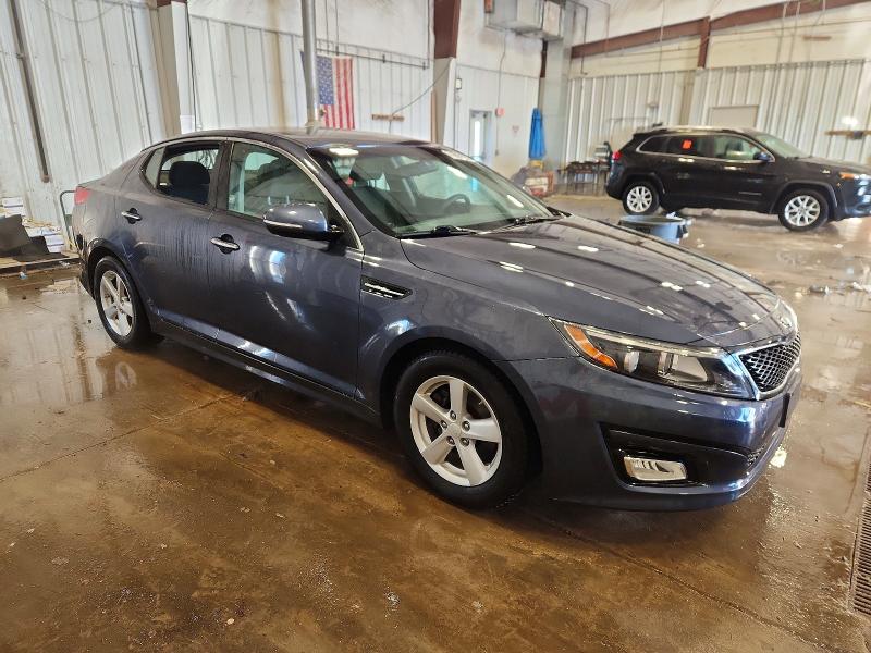 2015 Kia Optima VIN KNAGM4A7XF5586706 COPART salvage auction — VANDALISM, WI - CERTIFICATE OF TITLE, sold $325 on 2026-07-27 (photo 4)