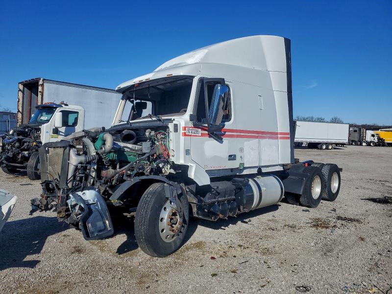 2017 Volvo VIN 4V4NC9EH7HN979065 COPART salvage auction — ROLLOVER, Il - Certificate Of Title (P), sold $12,000 on 2026-09-21 (photo 2)
