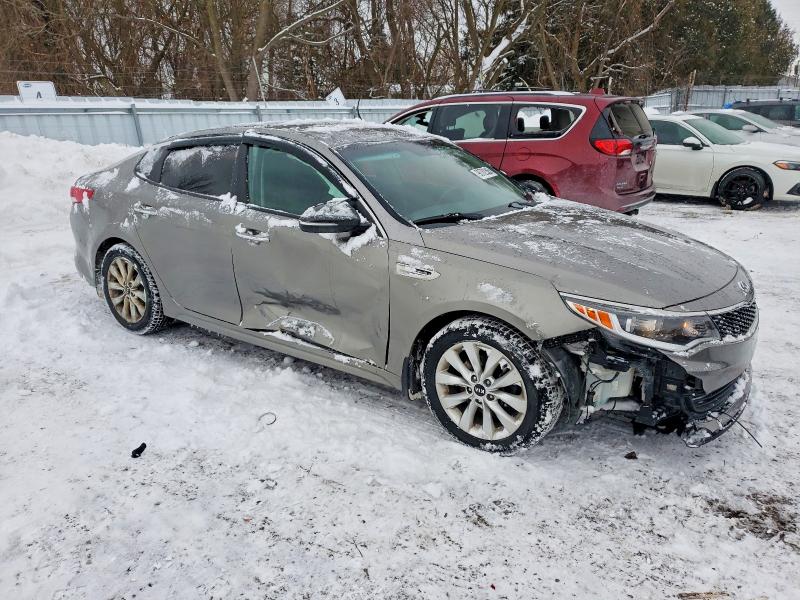2017 Kia Optima VIN 5XXGT4L32HG162452 COPART salvage auction — MECHANICAL, Salvage Title, sold $125 on 2026-07-23 (photo 4)