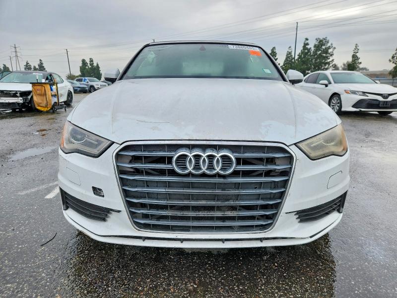 2015 Audi A3 VIN WAU6CLFF2F1036402 COPART salvage auction — WATER/FLOOD, Salvage Title, sold $600 on 2026-08-04 (photo 5)