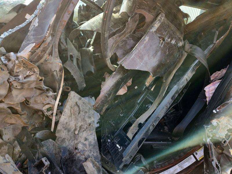 2013 Chrysler 200 VIN 1C3CCBAB3DN660305 COPART salvage auction — ALL OVER, La - Cert Of Title-Salvage, sold $5 on 2026-09-10 (photo 7)