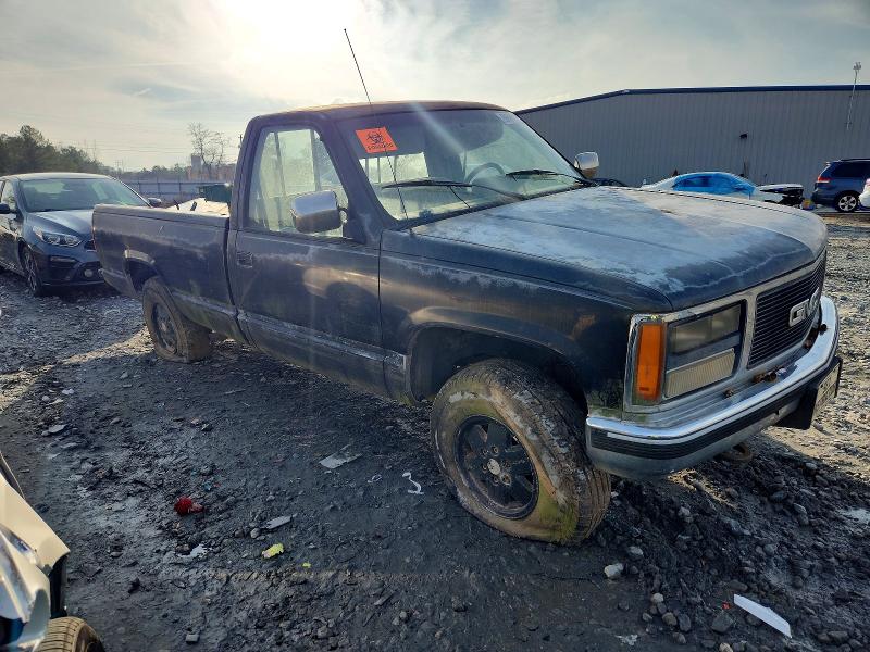 1990 Gmc SIERRA VIN 1GTDK14K5LZ511426 COPART salvage auction — REAR END, GA - BILL OF SALE - PARTS ONLY, sold $375 on 2026-07-09 (photo 4)