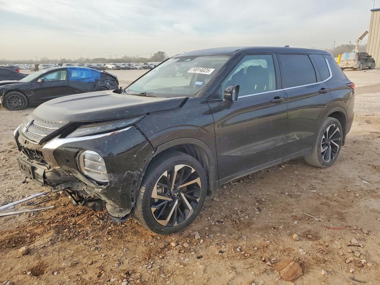 2022 Mitsubishi Outlander VIN JA4J4TA87NZ040328 COPART salvage auction — Front End, TX - SALVAGE VEHICLE TITLE, sold $6,300 on 2026-03-12 (photo 1)