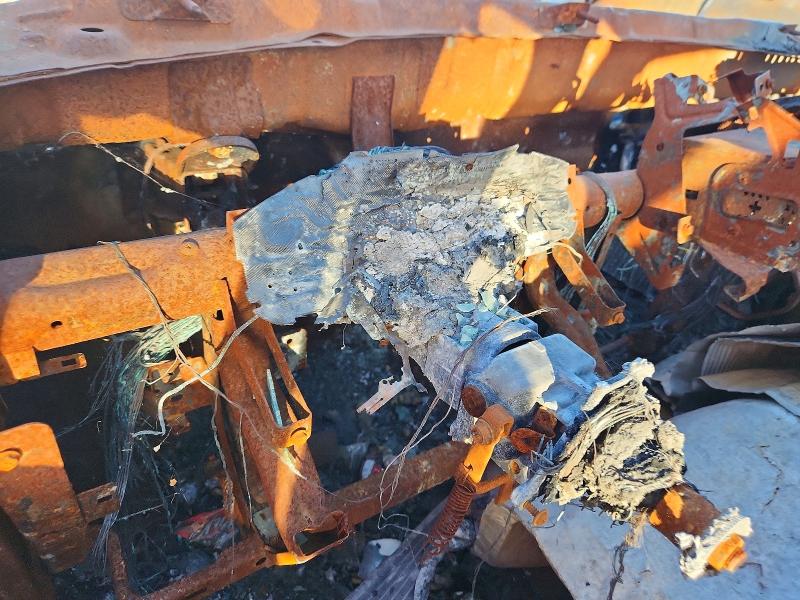 2013 Nissan Frontier VIN 1N6BD0CT6DN758126 COPART salvage auction — BURN, Ca - Non-Repairable Vehicle Cert, sold $150 on 2026-07-09 (photo 9)