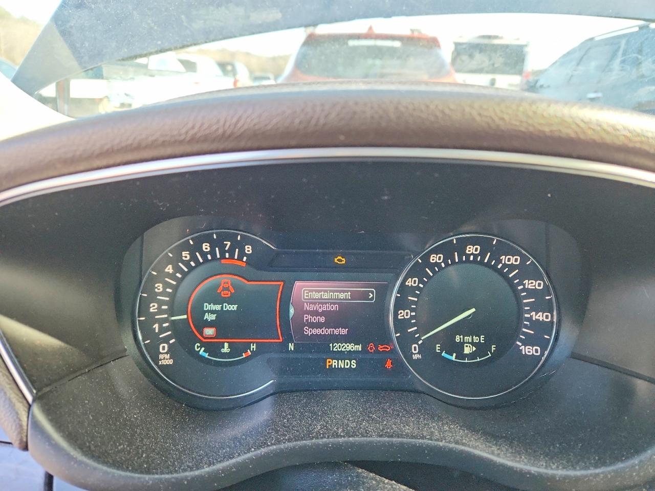 2017 Lincoln Mkc VIN 5LMTJ3DHXHUL24629 COPART salvage auction — Hail, DE - PARTS ONLY - NO TITLE, sold $225 on 2026-09-11 (photo 9)