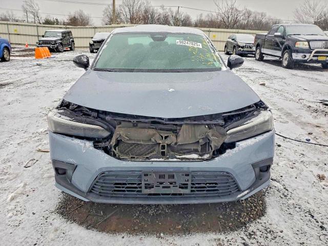2022 Honda Civic VIN 2HGFE2F59NH514024 COPART salvage auction — FRONT END, NJ - CERT OF TITLE-SALVAGE, sold $6,300 on 2026-07-02 (photo 5)