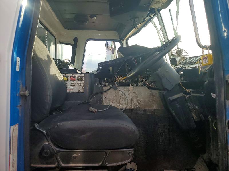 2011 Autocar llc VIN 5VCACRKF4BH211744 COPART salvage auction — MINOR DENT/SCRATCHES, FL - CERTIFICATE OF DESTRUCTION, sold $100 on 2026-07-28 (photo 5)