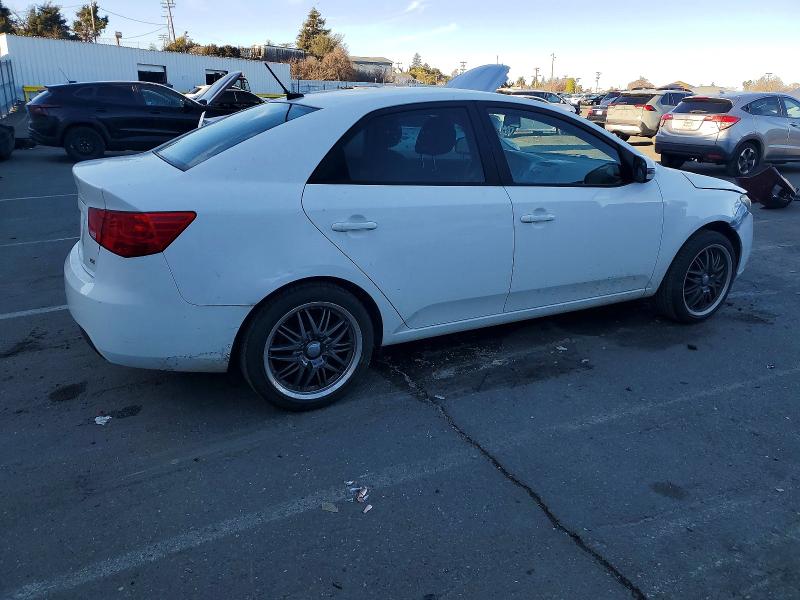 2010 Kia Forte VIN KNAFU4A23A5881221 COPART salvage auction — FRONT END, CA - SALVAGE CERTIFICATE, sold $900 on 2026-07-17 (photo 3)