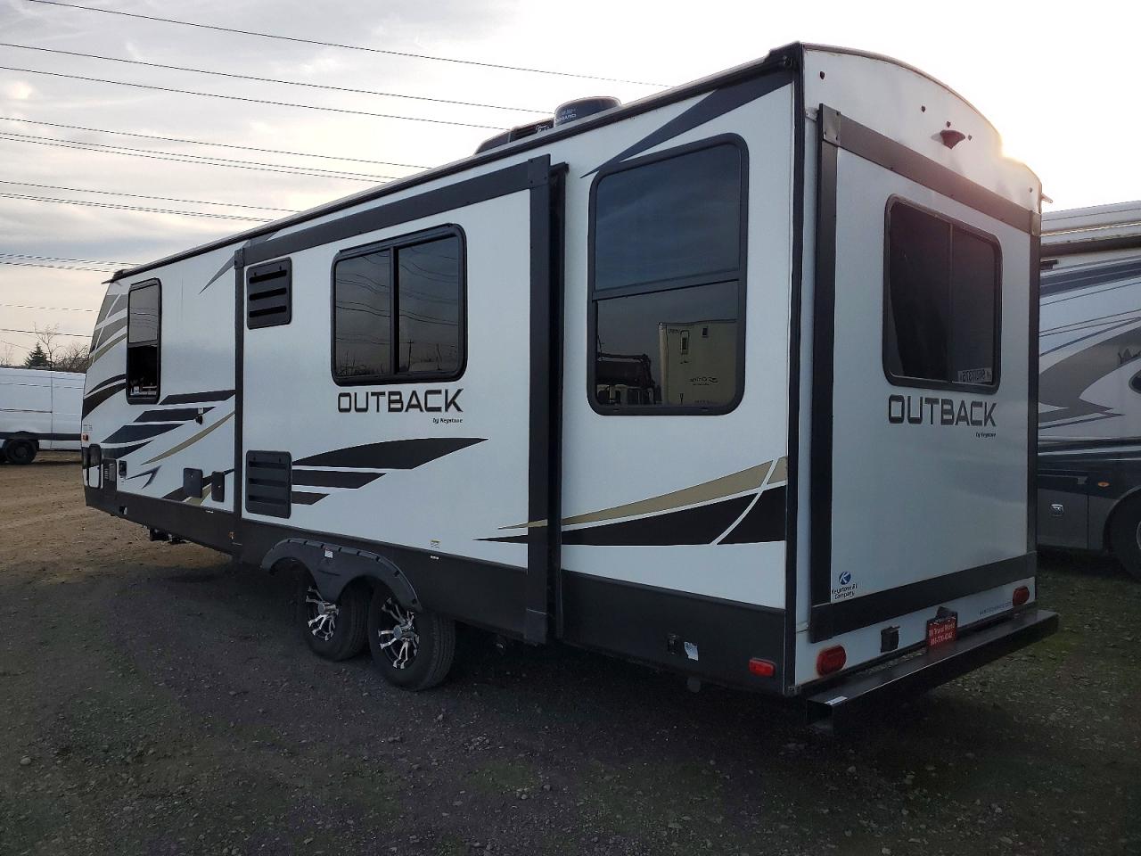 2021 Kyrv Cch VIN 4YDT25226MB452898 COPART salvage auction — Minor Dent/Scratches, CA - CERTIFICATE OF TITLE, sold $7,100 on 2026-02-20 (photo 3)
