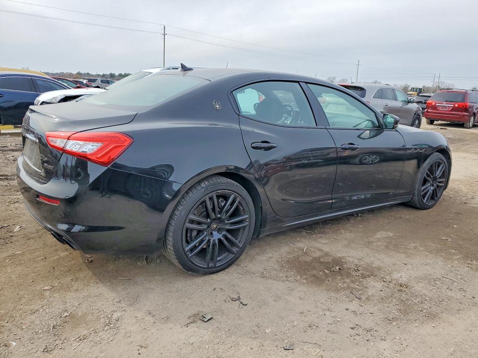 2018 Maserati Ghibli VIN ZAM57YTA8J1303135 COPART salvage auction — REAR END, Salvage Title, sold $6,600 on 2026-07-30 (photo 3)