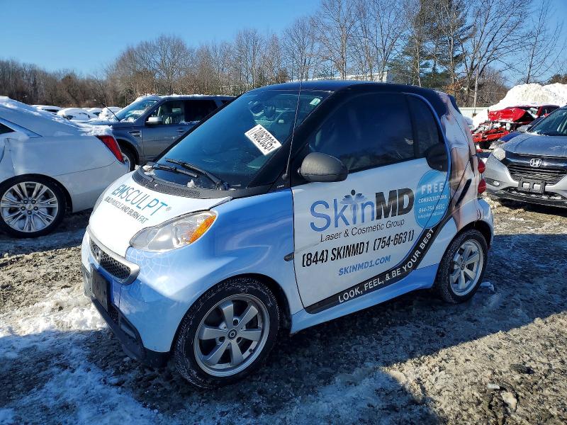 2013 Smart Fortwo VIN WMEEJ3BA9DK615233 COPART salvage auction — NORMAL WEAR, Co - Bill Of Sale-Parts Only, sold $400 on 2026-07-06 (photo 1)