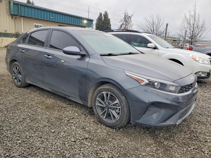 2024 Kia Forte VIN 3KPF24AD9RE735321 COPART salvage auction — SIDE, Or - Lien Papers Salvage, sold $3,300 on 2026-07-21 (photo 4)