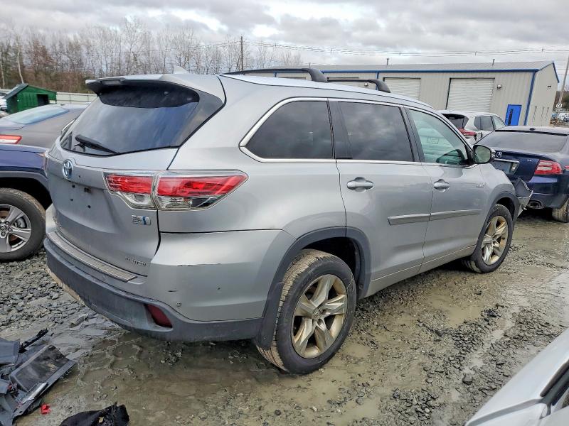 2015 Toyota Highlander hybrid VIN 5TDDCRFH8FS008976 COPART salvage auction — FRONT END, CO - BILL OF SALE-PARTS ONLY, sold $2,300 on 2026-07-08 (photo 3)