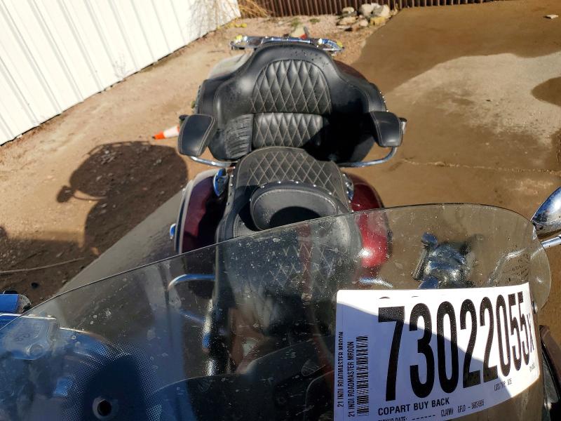 2021 Indian motorcycle co. Roadmaster VIN 56KTRABB8M3400507 COPART salvage auction — MINOR DENT/SCRATCHES, ND - CERT OF TITLE - SALVAGE VEHICL, sold $11,500 on 2026-07-28 (photo 5)