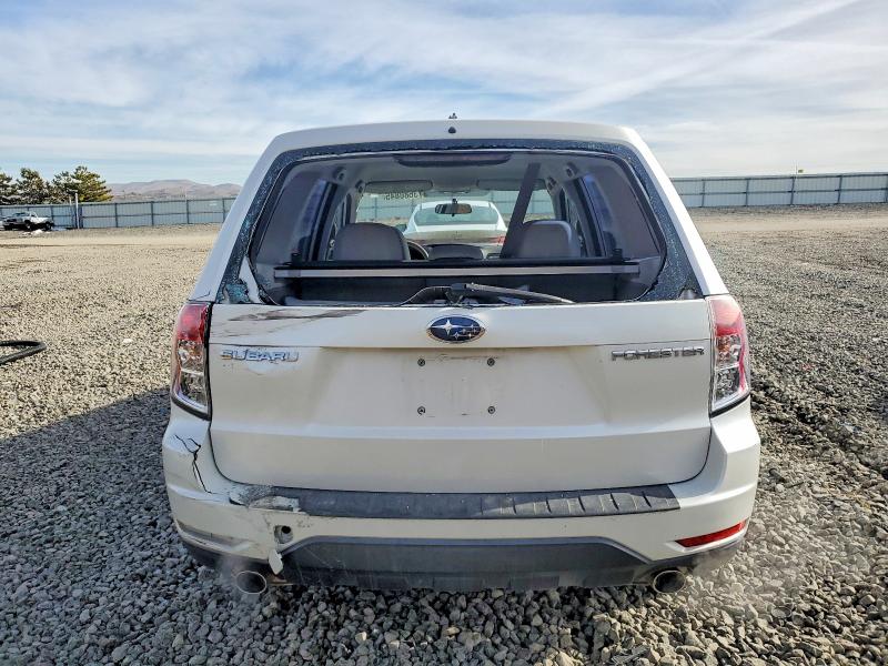 2009 Subaru Forester VIN JF2SH61619H739000 COPART salvage auction — REAR END, CA - SALVAGE CERTIFICATE, sold $900 on 2026-07-30 (photo 6)