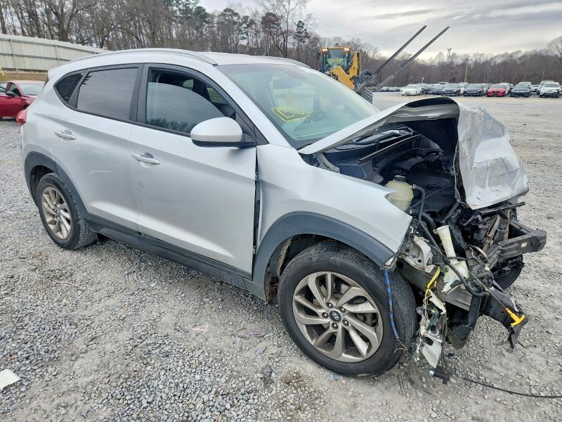 2016 Hyundai Tucson VIN KM8J33A40GU100421 COPART salvage auction — FRONT END, NC - SALVAGE CERTIFICATE OF TITLE, sold $625 on 2026-07-08 (photo 4)
