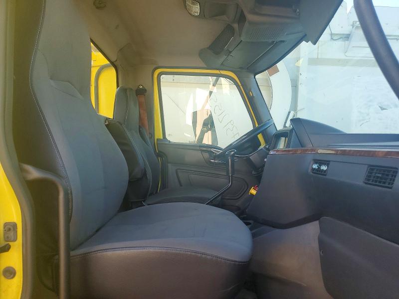 2018 International VIN 3HSDWTZR8JN347160 COPART salvage auction — MINOR DENT/SCRATCHES, Mi - Certificate Of Title, sold $2,550 on 2026-07-30 (photo 5)