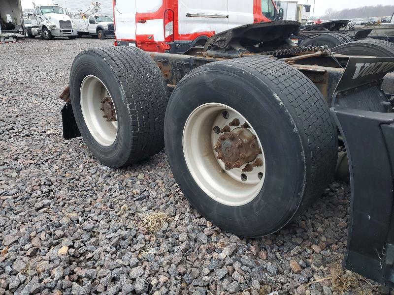 2006 Volvo Vnl VIN 4V4NC9GH66N442911 COPART salvage auction — NORMAL WEAR, Il - Certificate Of Title (P), sold $950 on 2026-07-07 (photo 9)