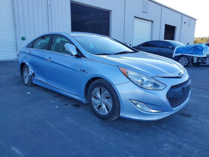 2014 Hyundai Sonata VIN KMHEC4A47EA118162 COPART salvage auction — SIDE, Fl - Certificate Of Destruction, sold $800 on 2026-07-15 (photo 4)