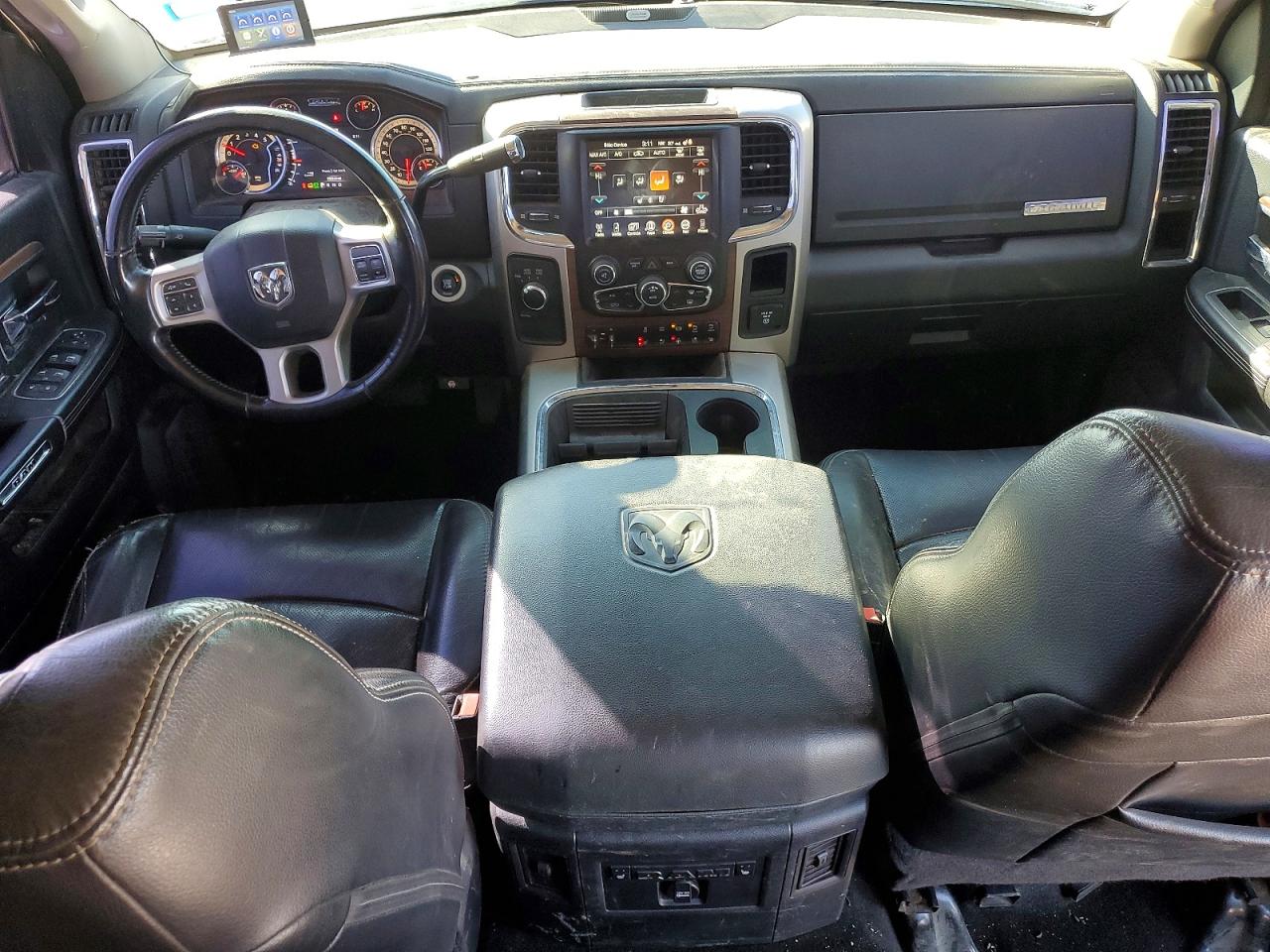 2016 Ram 3500 VIN 3C63RRJL1GG105790 COPART salvage auction — Side, TX - CERTIFICATE OF TITLE, sold $40,250 on 2026-02-27 (photo 8)