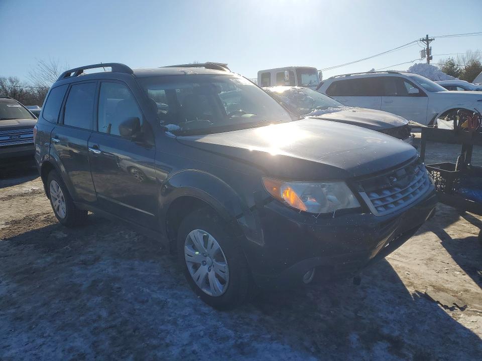 2012 Subaru Forester VIN JF2SHAECXCH454368 COPART salvage auction — FRONT END, NJ - CERT OF TITLE-SALVAGE, sold $400 on 2026-07-31 (photo 4)