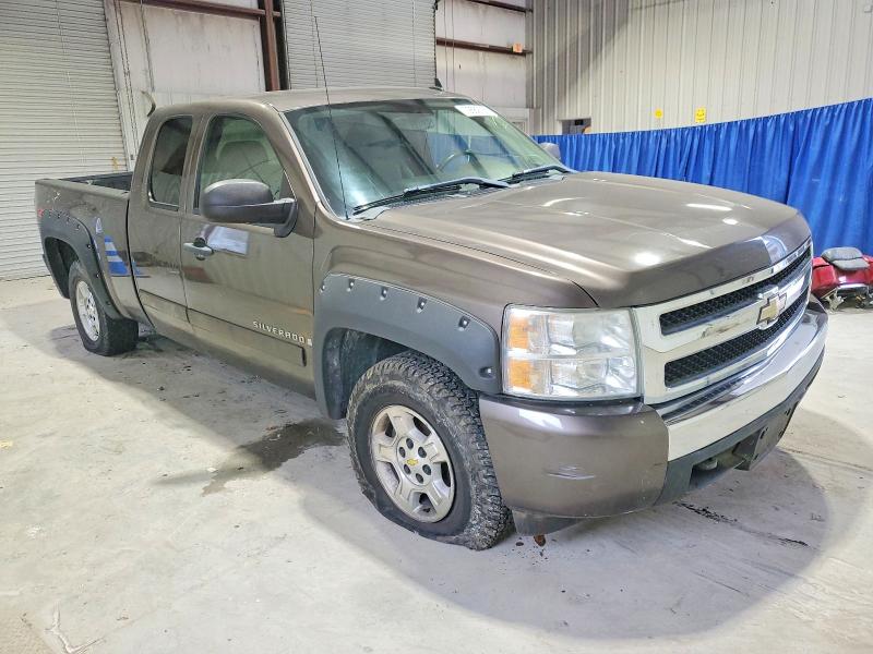 2008 Chevrolet Silverado VIN 1GCEK19JX8Z270796 COPART salvage auction — MINOR DENT/SCRATCHES, Ky - Certificate Of Title, sold $675 on 2026-07-02 (photo 4)