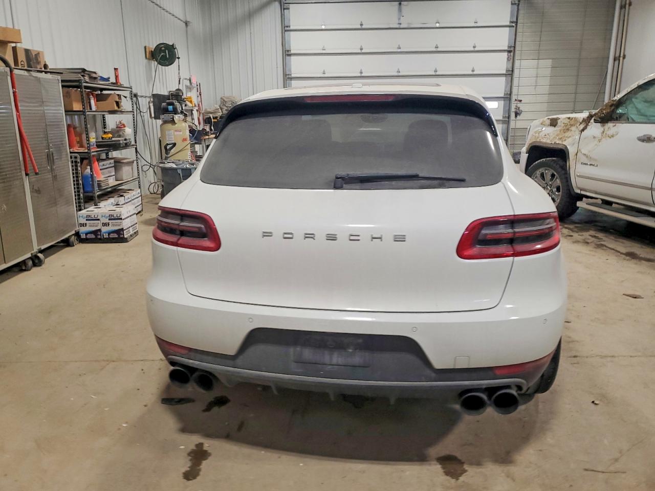 2015 Porsche Macan VIN WP1AB2A50FLB56923 COPART salvage auction — Mechanical, IA - CERTIFICATE OF TITLE, sold $5,500 on 2026-02-10 (photo 6)