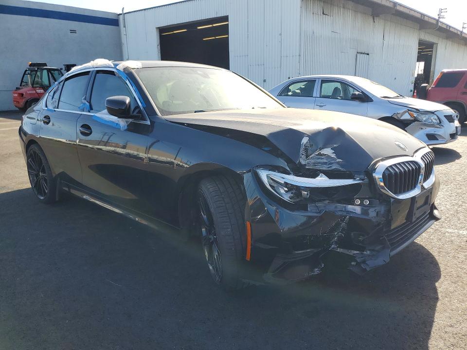 2019 BMW 3 series VIN WBA5R1C50KAK11900 COPART salvage auction — FRONT END, Ca - Salvage Certificate, sold $4,950 on 2026-07-20 (photo 4)