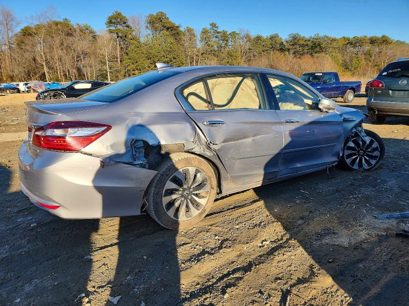 2017 Honda Accord VIN JHMCR6F30HC001214 COPART salvage auction — FRONT END, Md - Cert Of Salvage > 75% Damage, sold $375 on 2026-07-14 (photo 3)