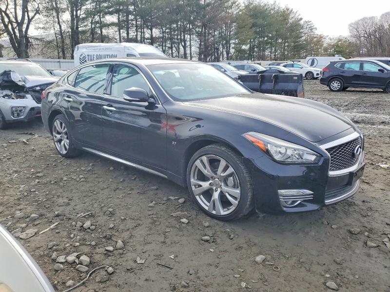2018 Infiniti Q70 VIN JN1BY1PR7JM370323 COPART salvage auction — MINOR DENT/SCRATCHES, NJ - CERT OF TITLE-SALVAGE, sold $550 on 2026-07-27 (photo 4)