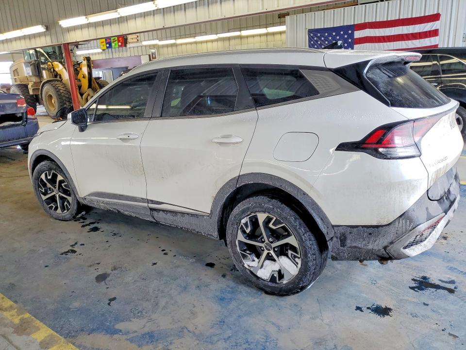 2023 Kia Sportage VIN KNDPVCAGXP7111458 COPART salvage auction — FRONT END, In - Bill Of Sale - Parts Only, sold $6,000 on 2026-07-20 (photo 2)