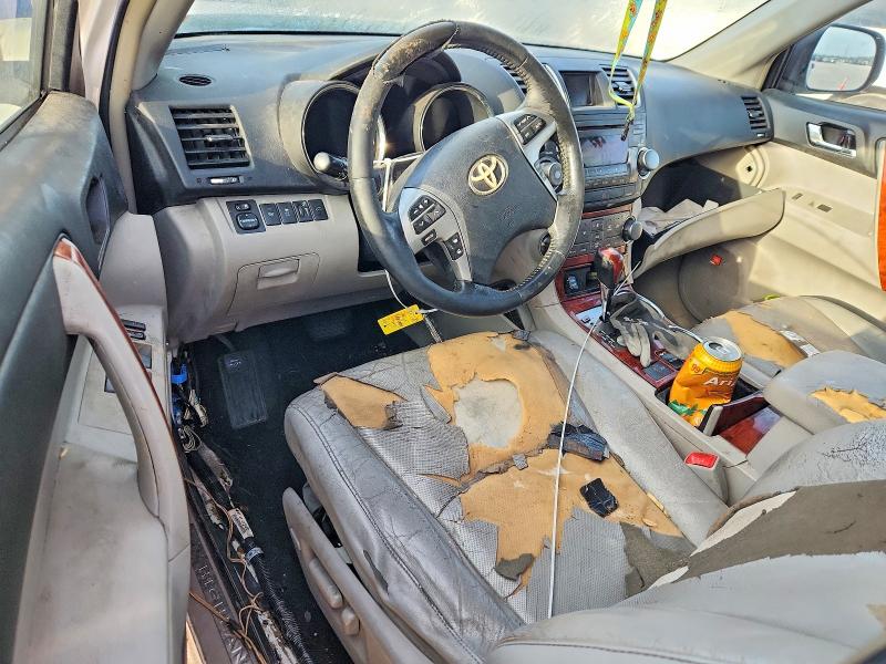 2011 Toyota Highlander VIN 5TDYK3EH4BS039431 COPART salvage auction — FRONT END, LA - CERT OF TITLE-SALVAGE FLOOD, sold $125 on 2026-07-29 (photo 8)