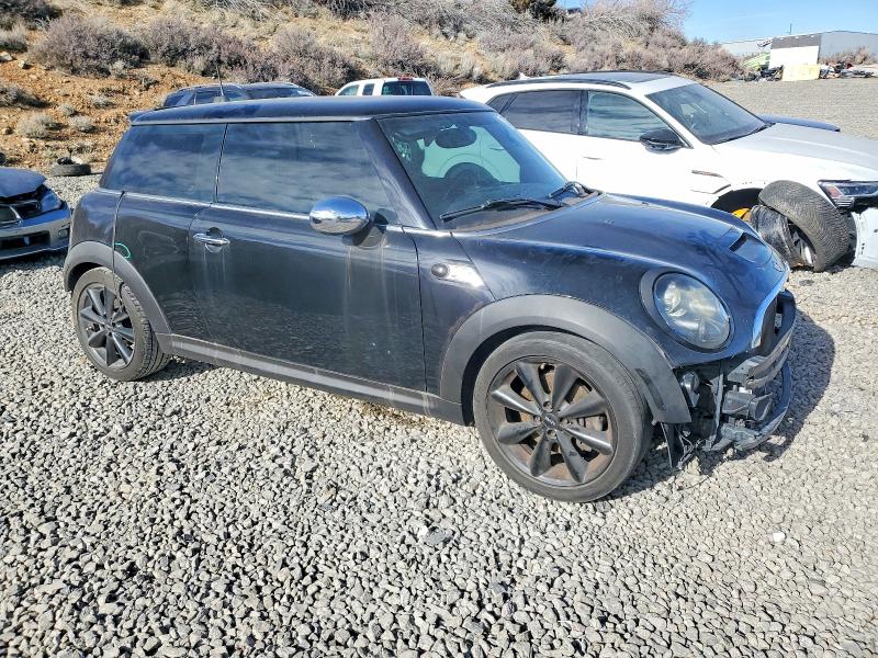 2013 Mini Cooper VIN WMWSV3C53DT393688 COPART salvage auction — FRONT END, Nv - Salvage Title, sold $1,000 on 2026-07-30 (photo 4)