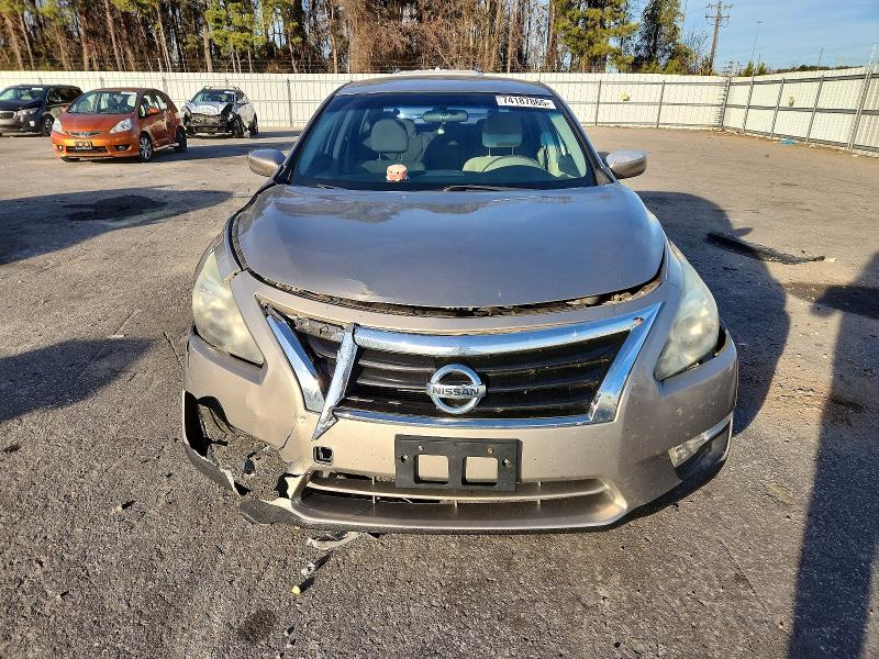 2014 Nissan Altima VIN 1N4AL3AP8EC124201 COPART salvage auction — FRONT END, Nc - Salvage Certificate Of Title, sold $875 on 2026-07-02 (photo 5)