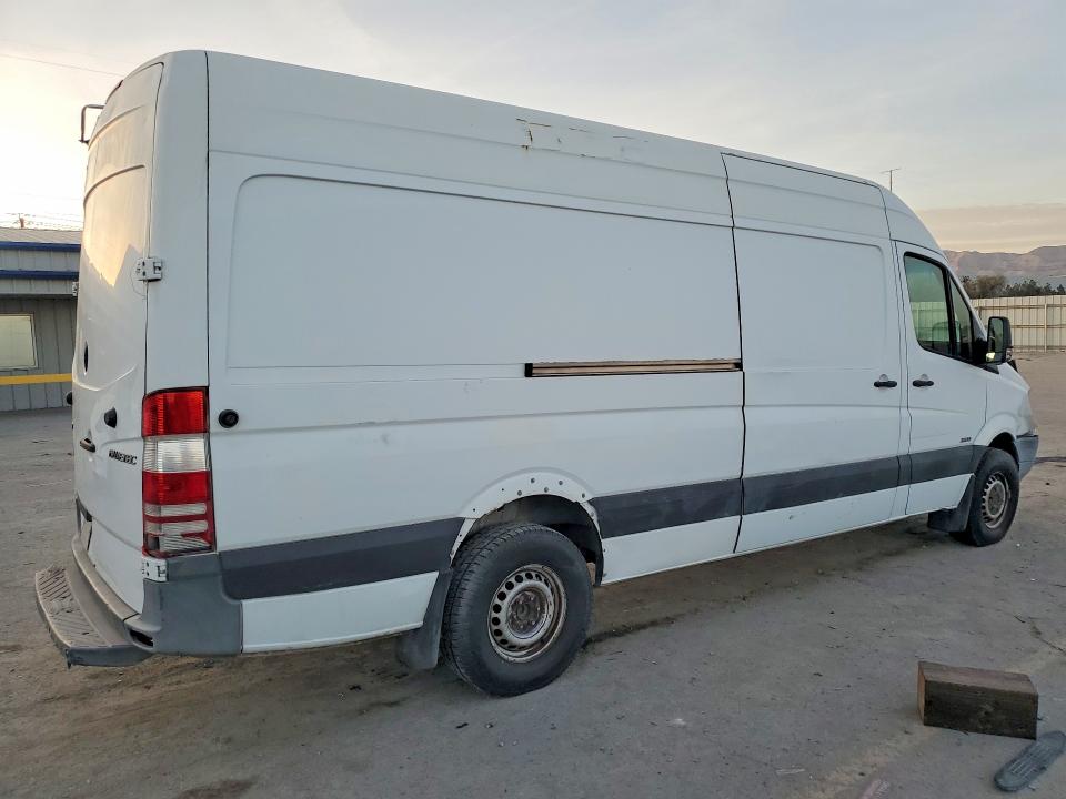 2012 VIN WDYPE8CC5C5725335 COPART salvage auction — FRONT END, NV - SALVAGE TITLE, sold $2,450 on 2026-08-18 (photo 3)
