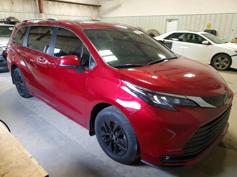 2025 Toyota Sienna VIN 5TDYRKEC4SS287026 COPART salvage auction — REAR END, Ar - Certificate Of Title, sold $14,800 on 2026-07-13 (photo 4)