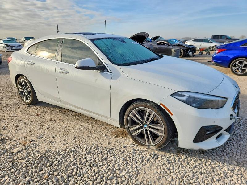 2020 Bmw motorrad 228xi VIN WBA73AK07L7G22034 COPART salvage auction — MECHANICAL, TX - SALVAGE VEHICLE TITLE, sold $100 on 2026-08-06 (photo 4)