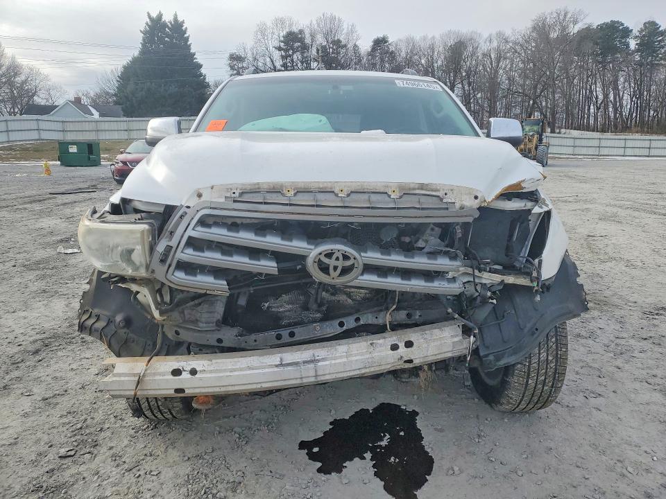 2013 Toyota Sequoia VIN 5TDJY5G19DS090888 COPART salvage auction — FRONT END, Sc - Cert Of Title-Salvage, sold $2,100 on 2026-07-22 (photo 5)
