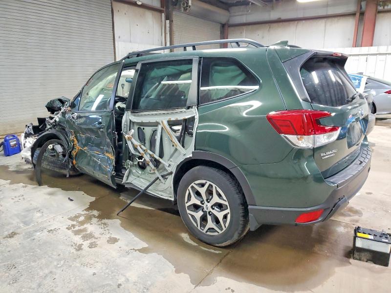 2023 Subaru Forester VIN JF2SKAEC0PH450966 COPART salvage auction — FRONT END, Il - Junking Cert Of A Vehicle, sold $1,800 on 2026-07-14 (photo 2)