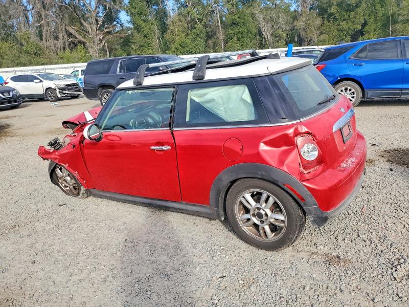 2013 Mini Cooper VIN WMWSU3C50DT692378 COPART salvage auction — FRONT END, Fl - Cert Of Title Slvg Rebuildable, sold $350 on 2026-07-31 (photo 2)