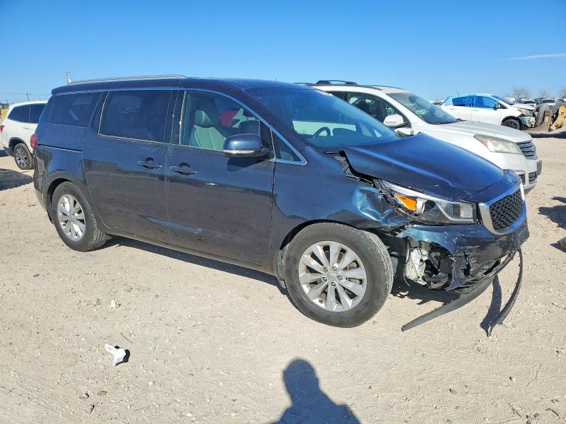 2017 Kia SEDONA VIN KNDMC5C12H6263481 COPART salvage auction — FRONT END, Tx - Certificate Of Title, sold $1,700 on 2026-07-16 (photo 4)