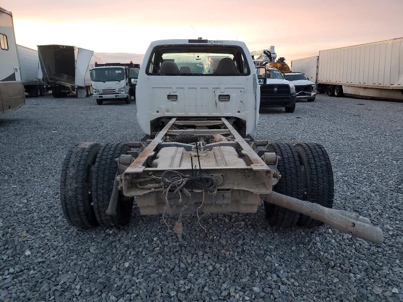 2008 Ford F-550 super duty VIN 1FDAF56R68EB78057 COPART salvage auction — VANDALISM, Nv - Salvage Title, sold $375 on 2026-07-08 (photo 6)