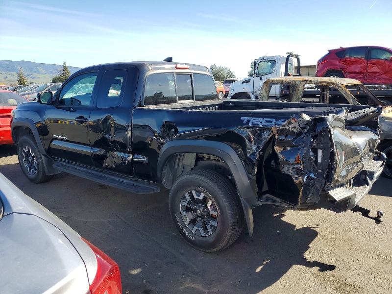 2017 Toyota Tacoma VIN 5TFSZ5ANXHX062787 COPART salvage auction — REAR END, Salvage Title, sold $8,400 on 2026-07-14 (photo 2)