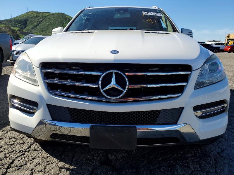 2014 Mercedes-benz Ml-class VIN 4JGDA5HB0EA432506 COPART salvage auction — MINOR DENT/SCRATCHES, Ca - Dis/Dlr/Exp Only Clean Title, sold $7,000 on 2026-07-30 (photo 5)