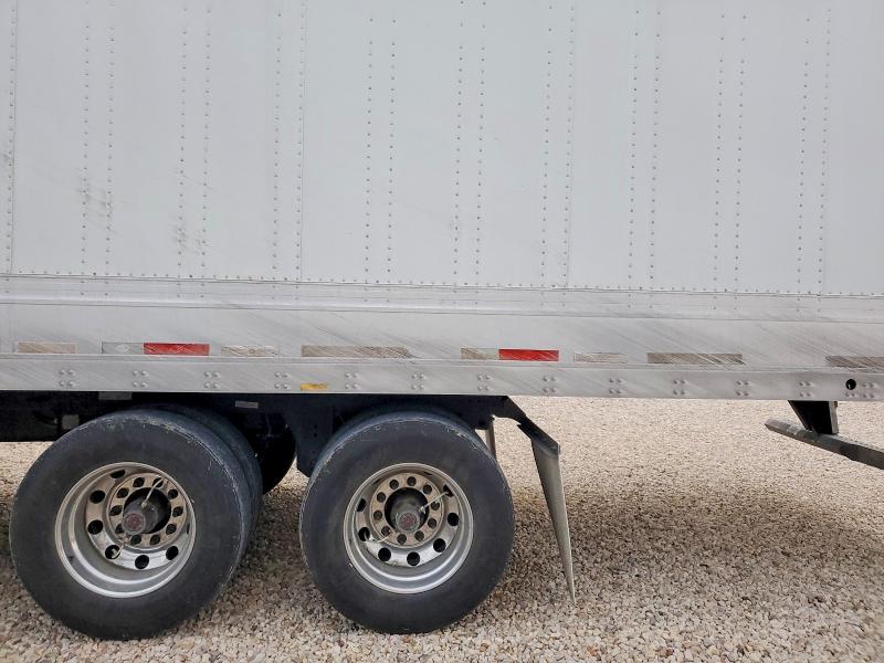 2026 Utility Vs2dx VIN 1UYVS2531T7583822 COPART salvage auction — ROLLOVER, WY - CERTIFICATE OF TITLE, sold $2,100 on 2026-09-15 (photo 9)