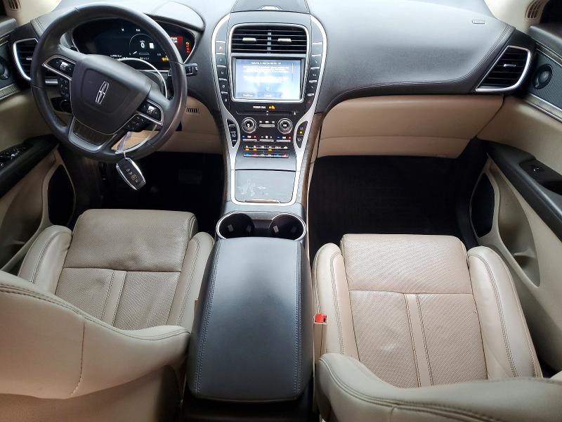 2019 Lincoln Nautilus VIN 2LMPJ6LP8KBL18666 COPART salvage auction — REAR END, Salvage Title, sold $4,550 on 2026-07-30 (photo 8)