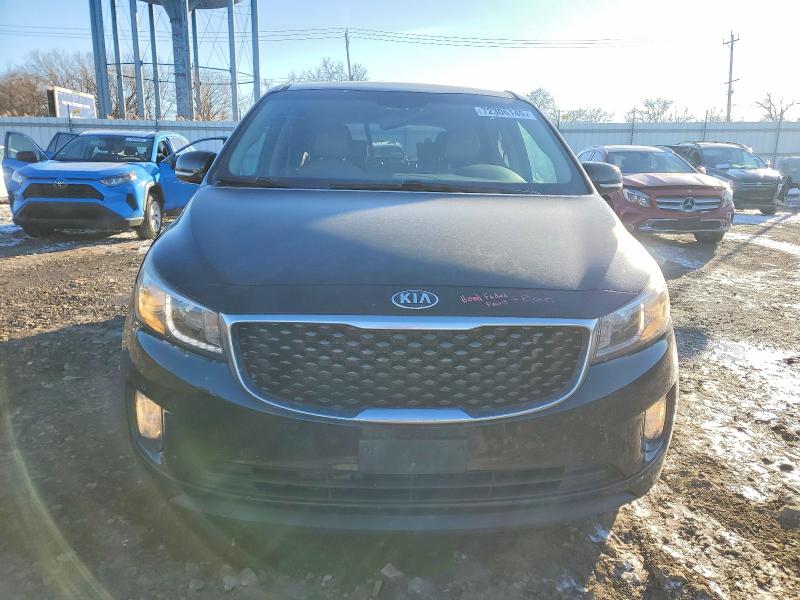 2017 Kia SEDONA VIN KNDMC5C14H6327858 COPART salvage auction — SIDE, In - Bill Of Sale - Parts Only, sold $1,450 on 2026-07-06 (photo 5)