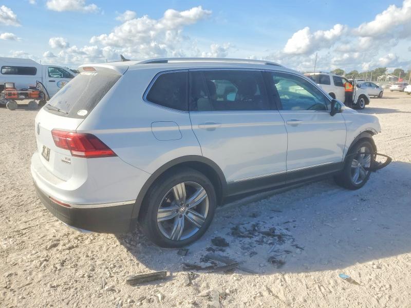 2018 Volkswagen Tiguan VIN 3VV4B7AX7JM191576 COPART salvage auction — FRONT END, Fl - Cert Of Title Slvg Rebuildable, sold $2,100 on 2026-07-09 (photo 3)