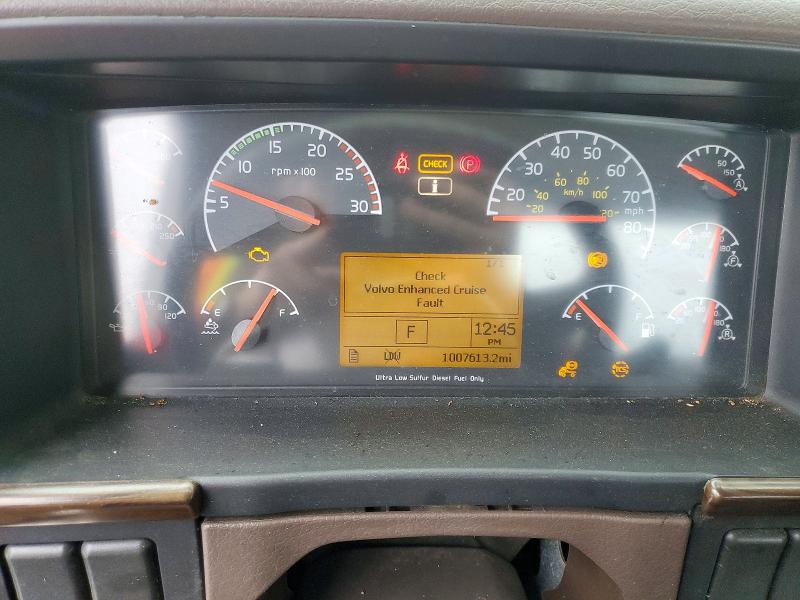 2016 Volvo Vnl VIN 4V4N39TG5GN965609 COPART salvage auction — NORMAL WEAR, In - Dealer Only Clean Title, sold $5,100 on 2026-08-05 (photo 8)