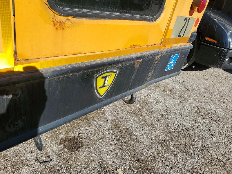 2011 Icrp VIN 4DRBUAAN3BB274003 COPART salvage auction — MINOR DENT/SCRATCHES, OH - CERTIFICATE OF TITLE, sold $3,000 on 2026-07-07 (photo 9)